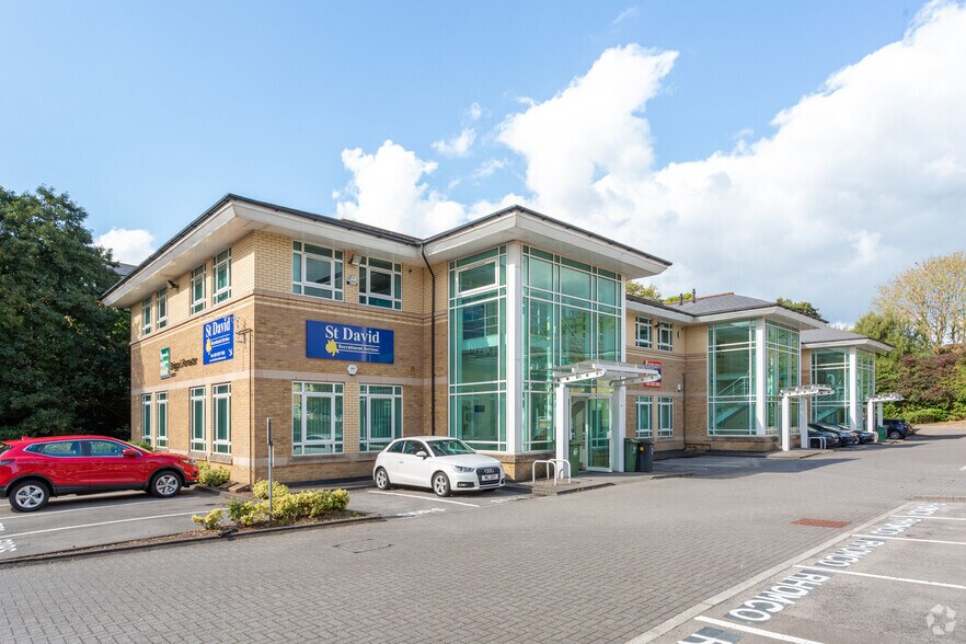 Mulberry Dr, Cardiff à vendre - Photo du bâtiment - Image 3 de 9