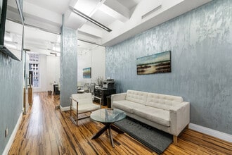 2 W 46th St, New York, NY for lease Building Photo- Image 2 of 4