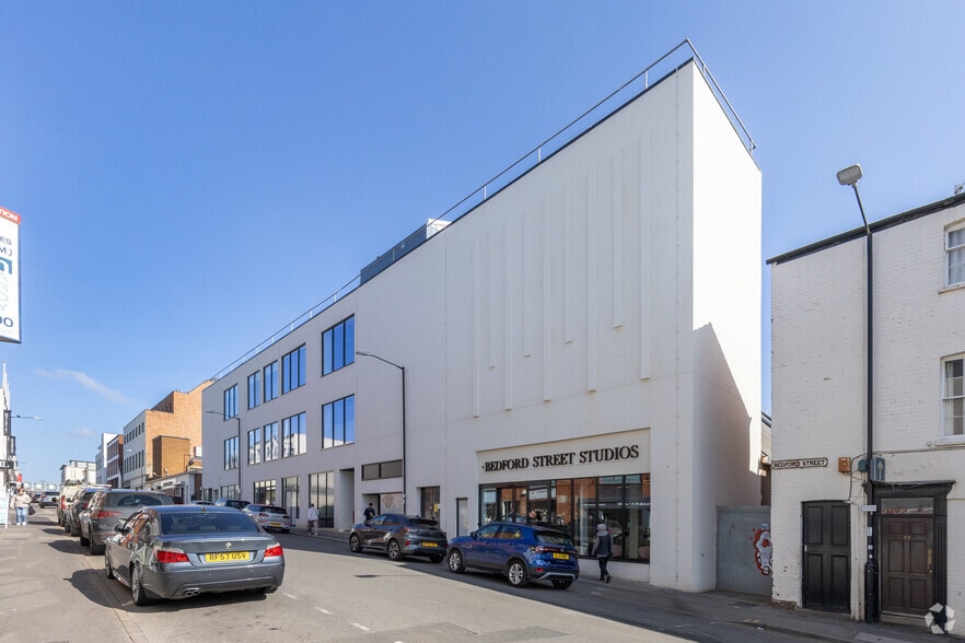 76 The Parade, Leamington Spa for lease - Building Photo - Image 2 of 3