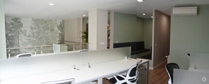 Calle Manuel Pombo Angulo, 10-12, Madrid, Madrid for lease Interior Photo- Image 1 of 5