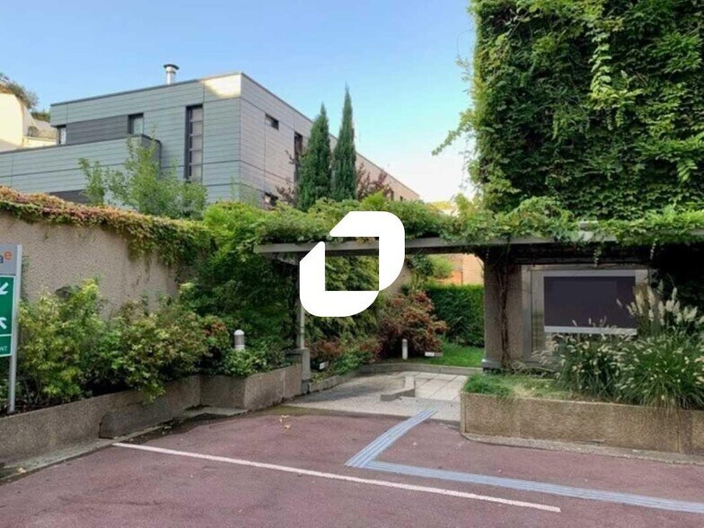 Bureau dans Boulogne-Billancourt à vendre - Photo du bâtiment - Image 2 de 4