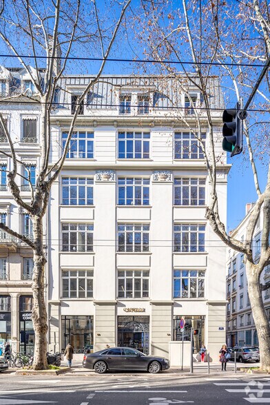 58 Avenue Maréchal Foch, Lyon à louer - Photo du bâtiment - Image 3 de 19