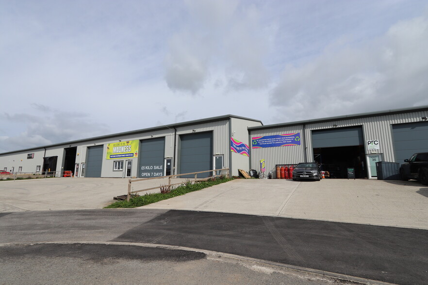 Course Vw, Launceston for lease - Building Photo - Image 1 of 5