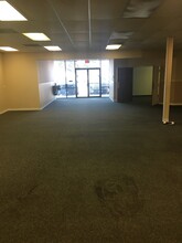 6715 Bandera Rd, San Antonio, TX à louer Photo intérieure- Image 1 de 2