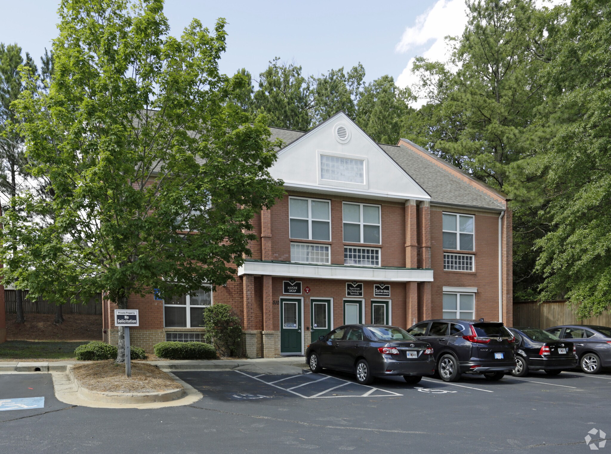 2551 Roswell Rd, Marietta, GA à louer Photo du bâtiment- Image 1 de 18