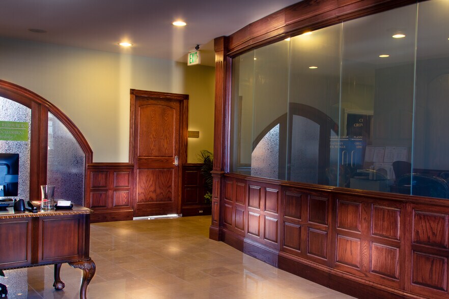 11065 Broadway, Crown Point, IN à louer - Photo intérieure - Image 3 de 5