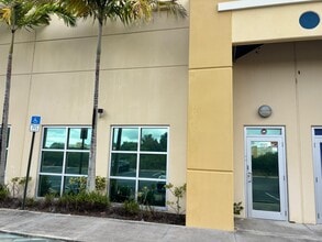 10380 W State Road 84, Davie, FL for lease Interior Photo- Image 2 of 11