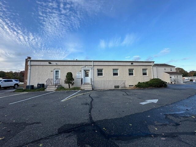 191 Route 37 W, Toms River, NJ for lease - Building Photo - Image 3 of 11