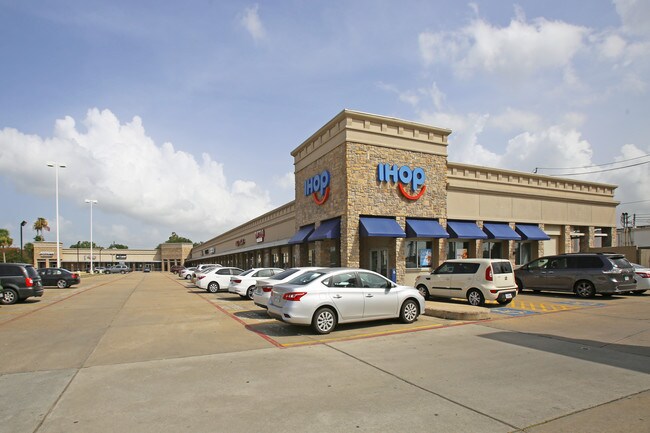 More details for 803 E NASA Rd 1, Webster, TX - Retail for Lease