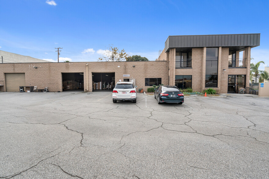 18732 Corby Ave, Artesia, CA for sale - Building Photo - Image 3 of 19