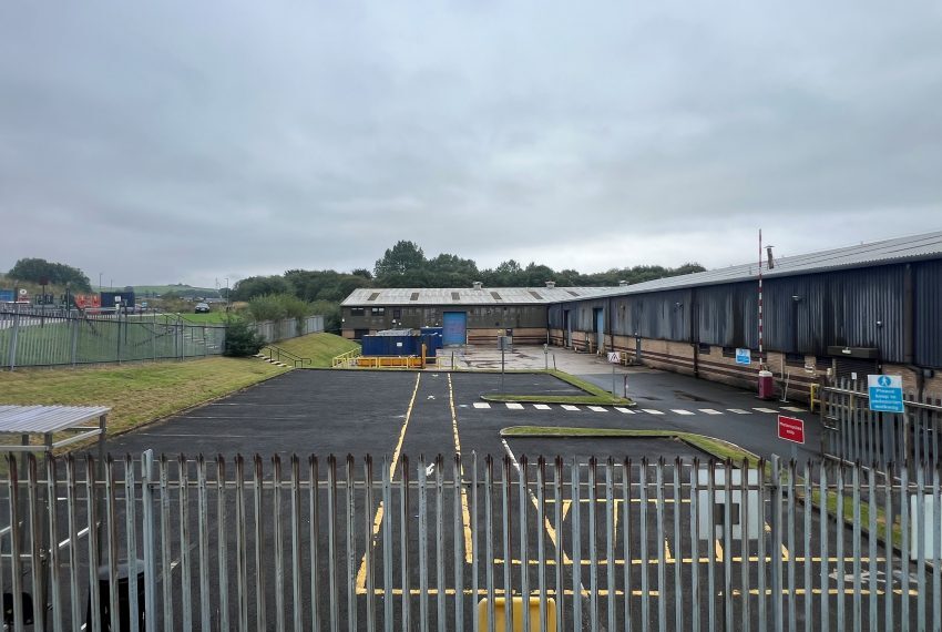 Stockton St, Littleborough à vendre - Photo du bâtiment - Image 2 de 6