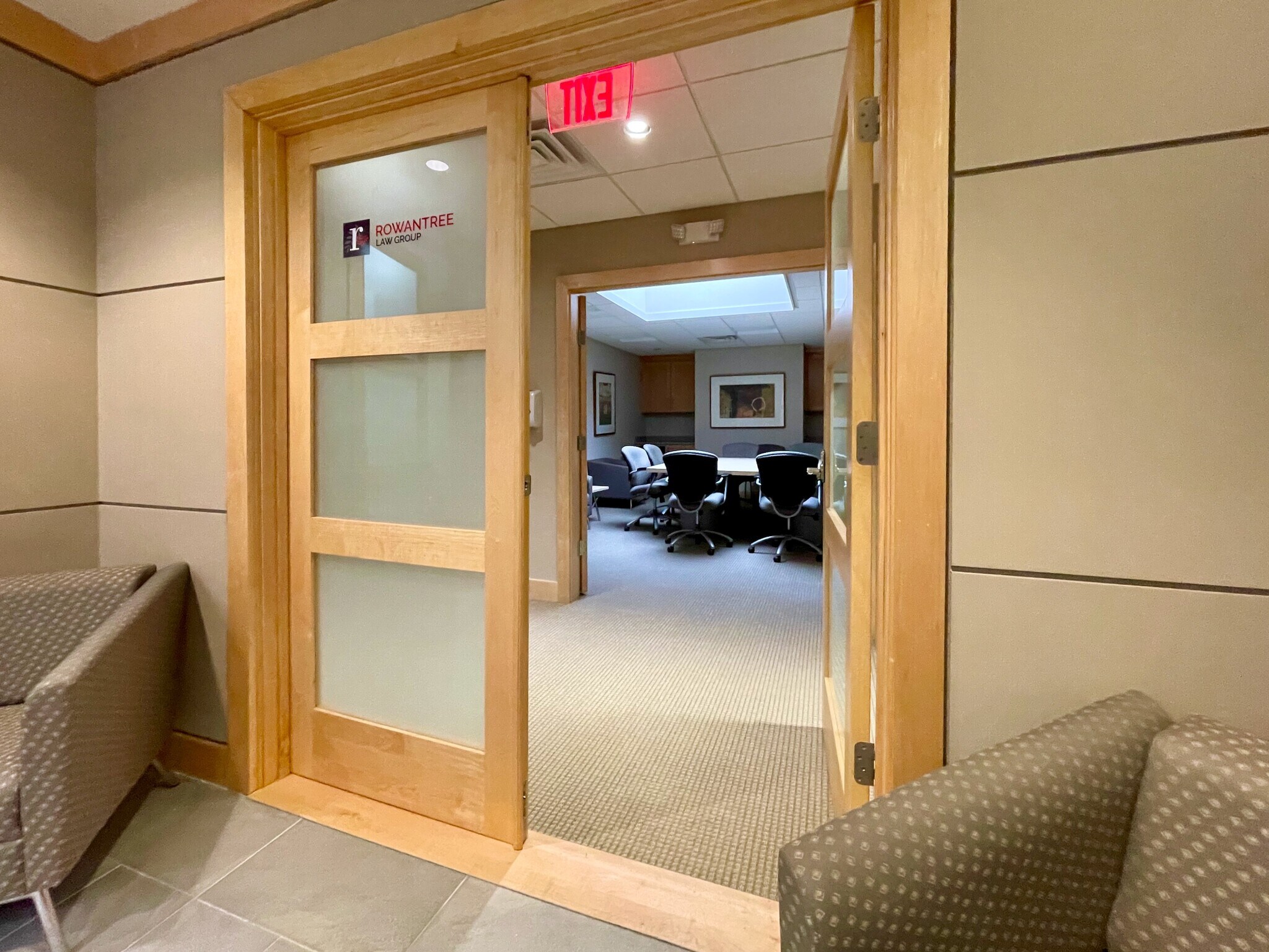 90 Grove St, Ridgefield, CT for lease Interior Photo- Image 1 of 14