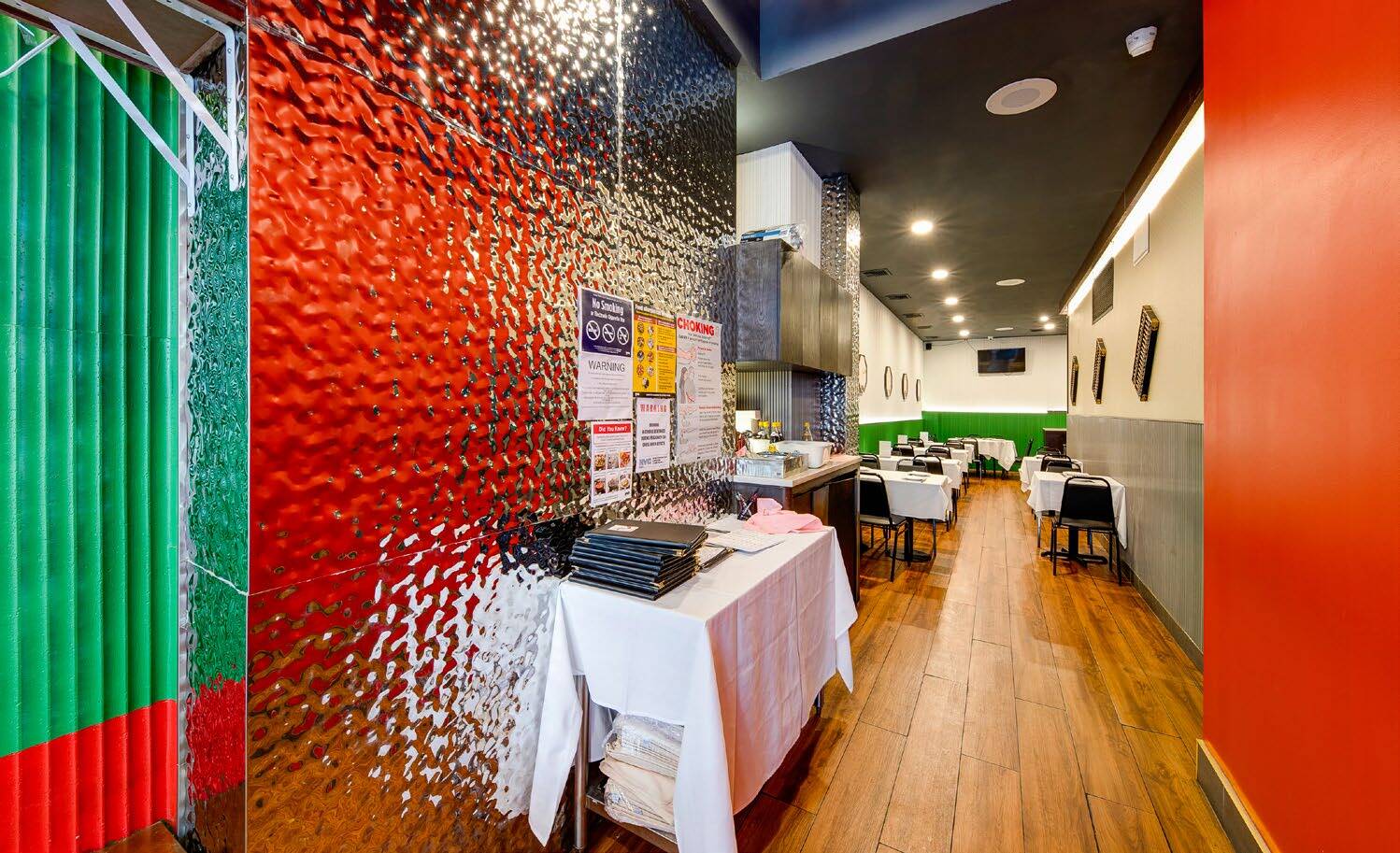 196 Smith St, Brooklyn, NY for lease Interior Photo- Image 1 of 4