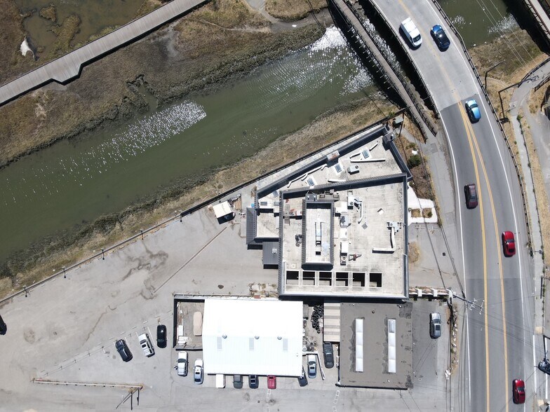 200 Shoreline Hwy, Mill Valley, CA à vendre - Photo du bâtiment - Image 2 de 6