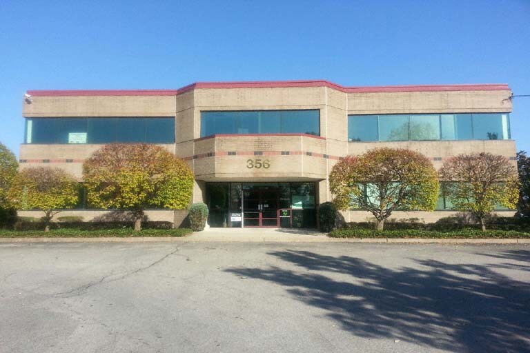 356 Meadow Ave, Newburgh, NY for lease - Building Photo - Image 1 of 3