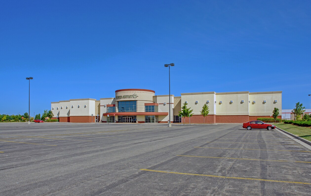 3000 Commerce Crossing Rd, Walled Lake, MI for lease Primary Photo- Image 1 of 2