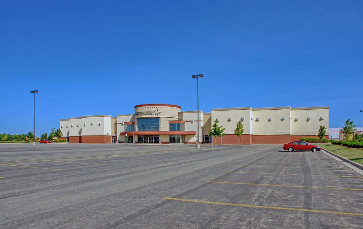 3033 Spring Vale Rd, Walled Lake, MI for lease Primary Photo- Image 1 of 2