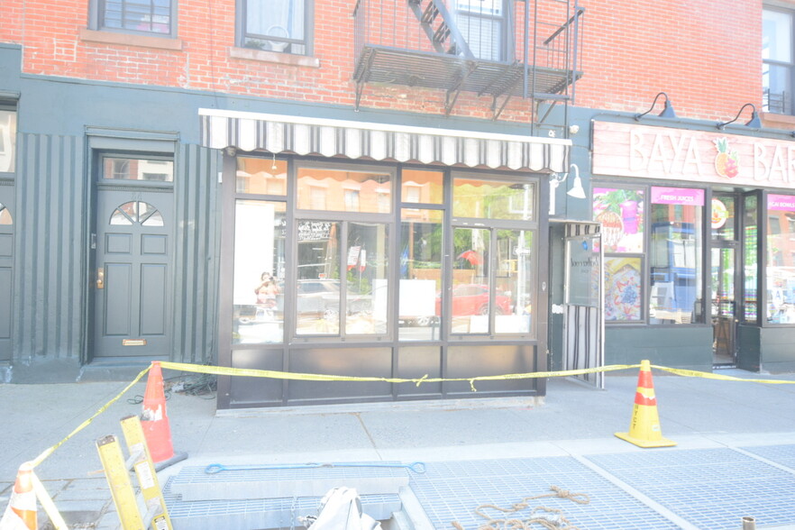 64 Lafayette Ave, Brooklyn, NY for lease - Building Photo - Image 1 of 3