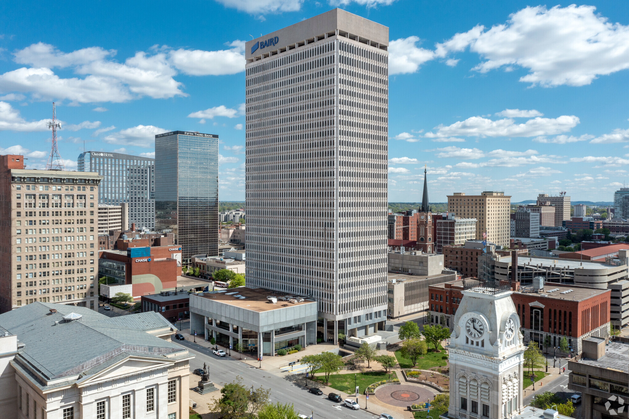 500 W Jefferson St, Louisville, KY for lease Building Photo- Image 1 of 20