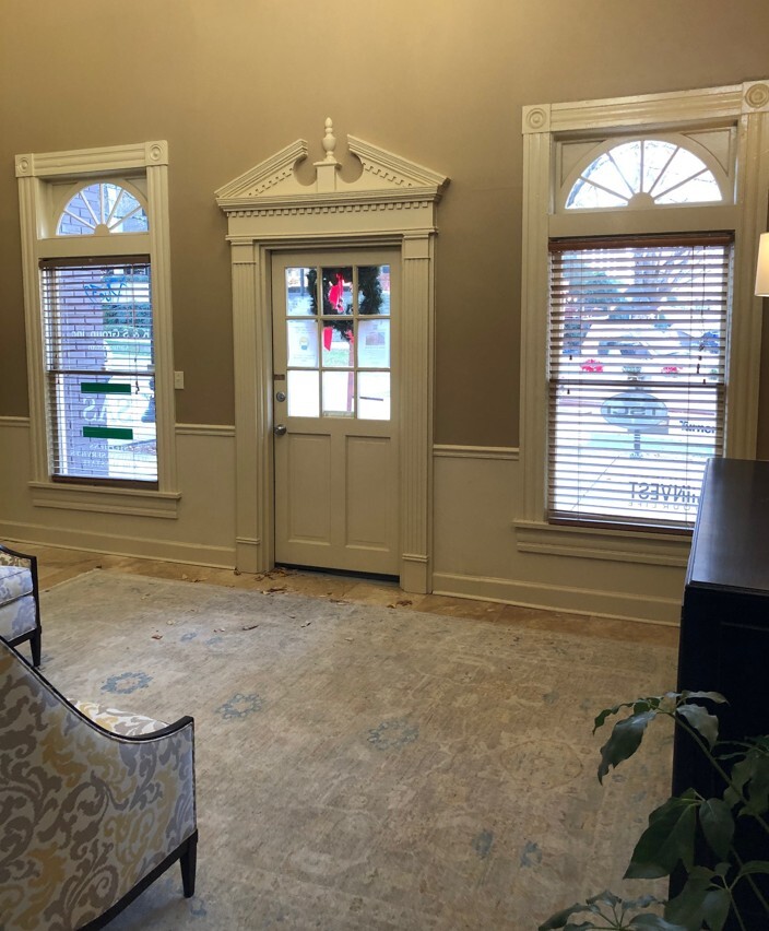 203 E Side Sq, Huntsville, AL for lease Lobby- Image 1 of 6