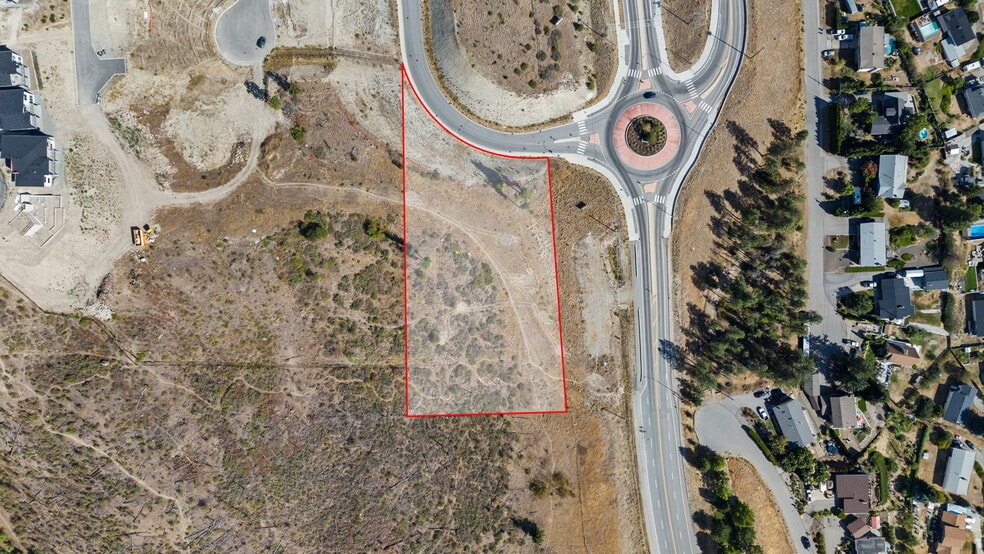 Morningside Dr, West Kelowna, BC for sale - Primary Photo - Image 1 of 6