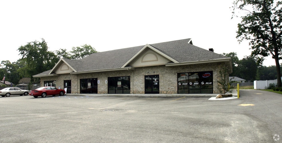 1384 Holton Rd, Muskegon, MI for lease - Building Photo - Image 3 of 4