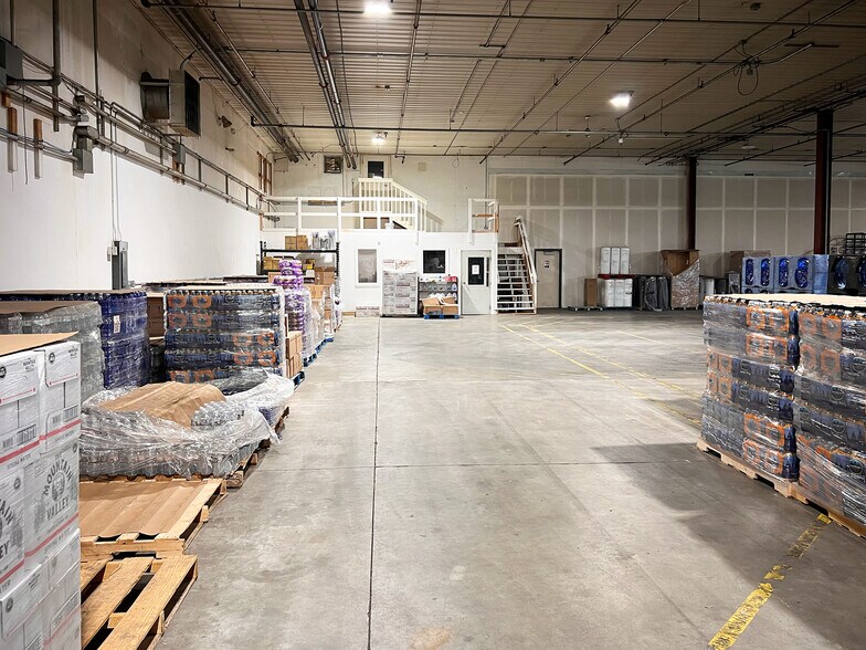 2330 County Road 137, Waite Park, MN à vendre - Photo du bâtiment - Image 3 de 56