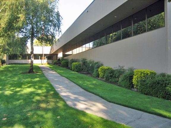 12300 SE Mallard Way, Milwaukie, OR for lease Building Photo- Image 1 of 6