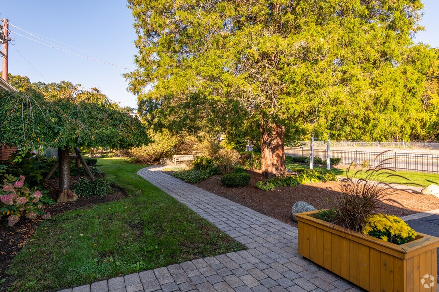 59 Apsley St, Hudson, MA à louer - Autre - Image 3 de 18