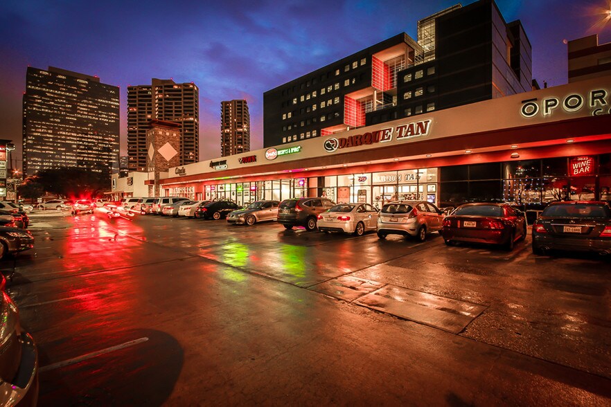 3819-3995 Richmond Ave, Houston, TX à louer - Photo du bâtiment - Image 3 de 3