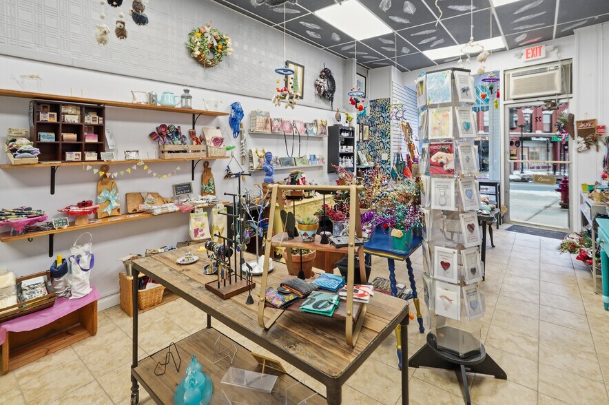 20-24 Main St, Hudson, MA for lease - Building Photo - Image 2 of 5