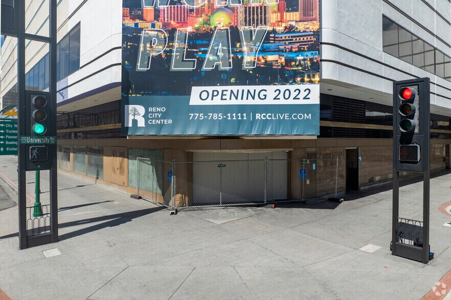 206 N Virginia St, Reno, NV à louer - Photo du bâtiment - Image 3 de 7