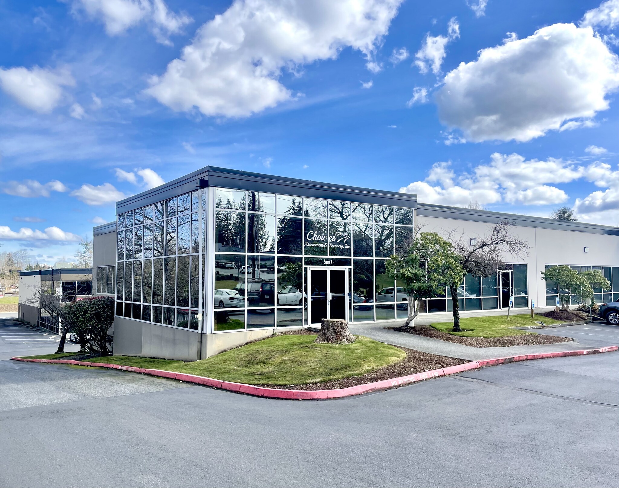 11627 Airport Rd, Everett, WA for lease Primary Photo- Image 1 of 8