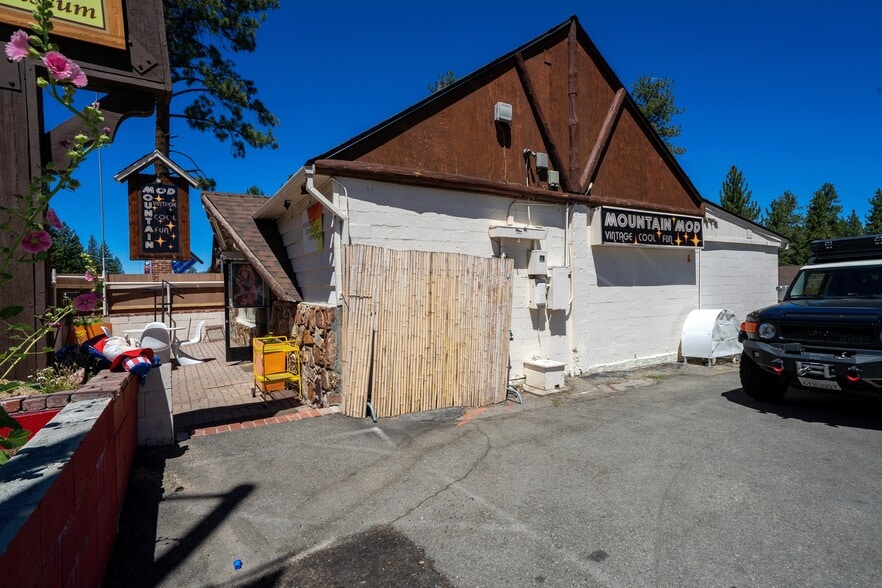 41248 Big Bear Blvd, Big Bear Lake, CA for sale - Building Photo - Image 3 of 16