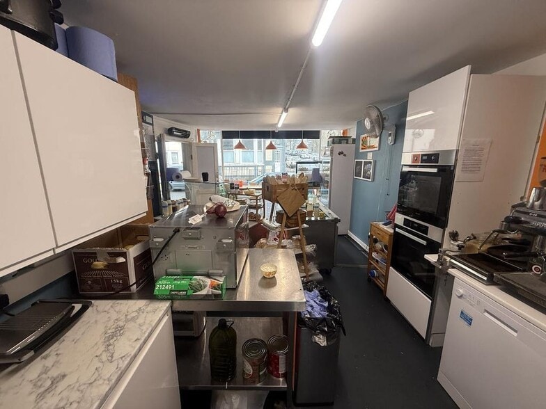 65 St George's Rd, Brighton à louer - Photo du bâtiment - Image 2 de 9