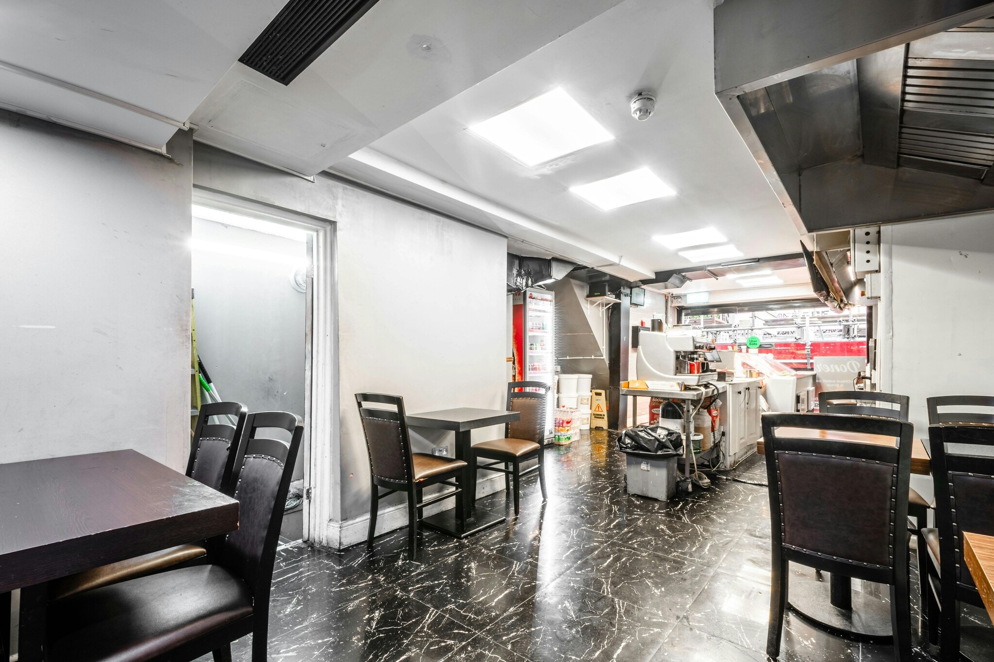 161 Brick Ln, Londres à louer Photo intérieure- Image 1 de 11