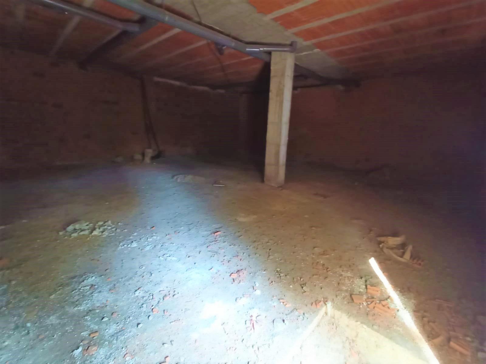 Commerce de détail dans Cáceres, Cáceres à louer Photo du bâtiment- Image 1 de 2