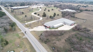Plus de détails pour 21973 Highway 105, Montgomery, TX - Industriel à louer