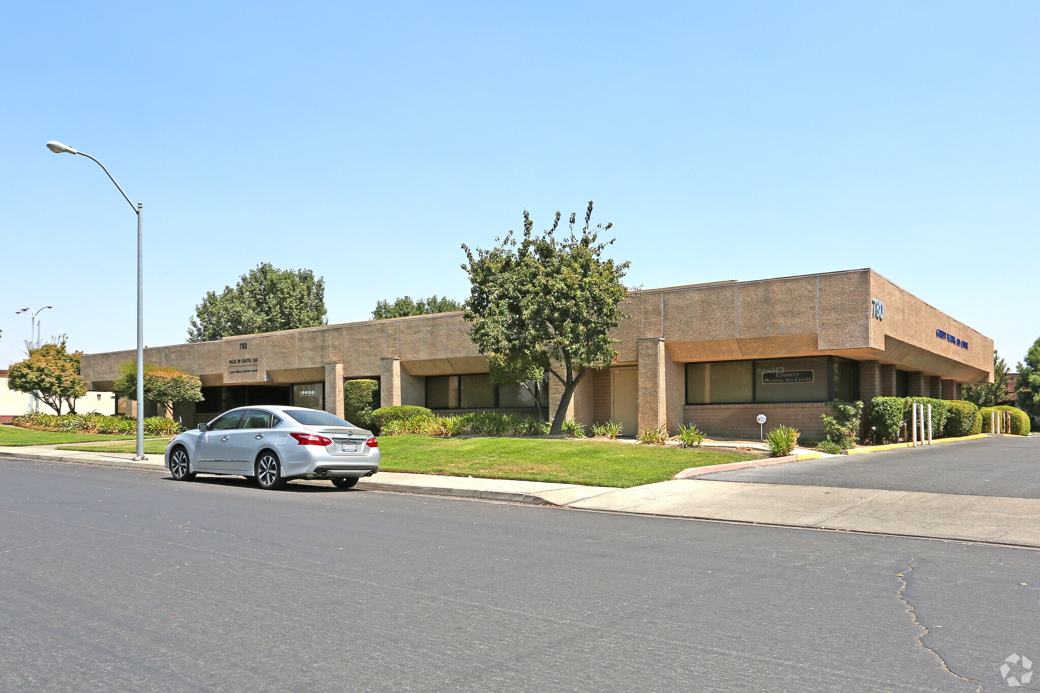 780 W Olive Ave, Merced, CA à louer Photo principale- Image 1 de 13