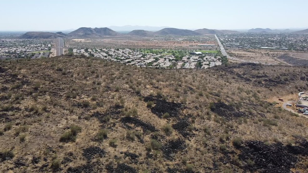 SW Pinnacle Peak Rd & 27th Ave, Phoenix, AZ à vendre - Vidéo sur l’inscription commerciale - Image 1 de 1