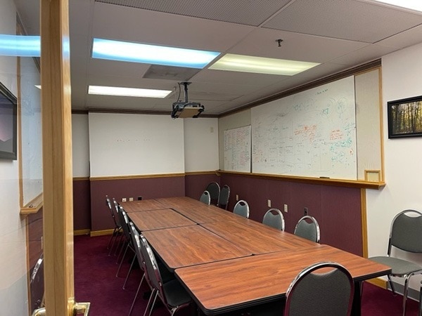 237 Commerce St, Williston, VT for lease - Interior Photo - Image 2 of 12