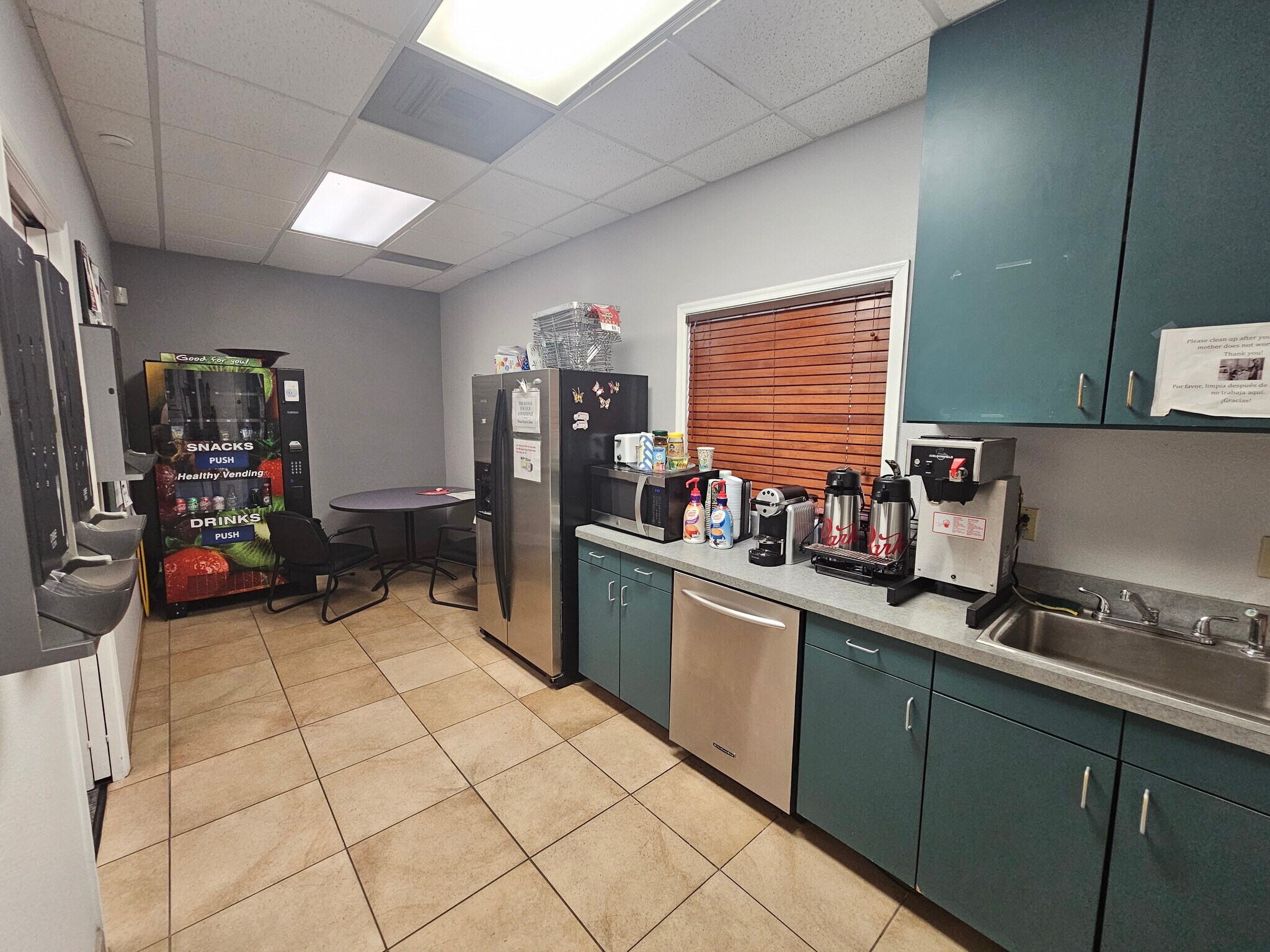 5997 E Grant Rd, Tucson, AZ for sale Interior Photo- Image 1 of 4