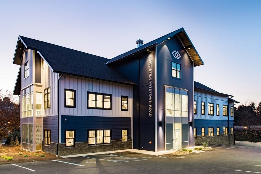 1399 Stewartstown Rd, Morgantown, WV for lease - Primary Photo - Image 1 of 13