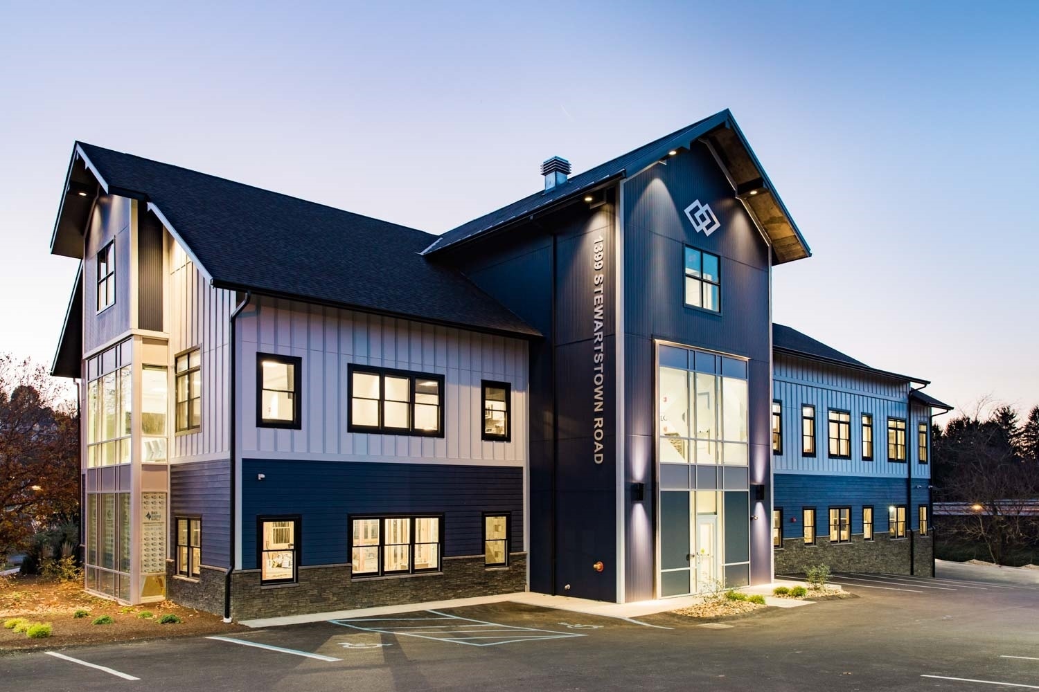 1399 Stewartstown Rd, Morgantown, WV à louer Photo principale- Image 1 de 14