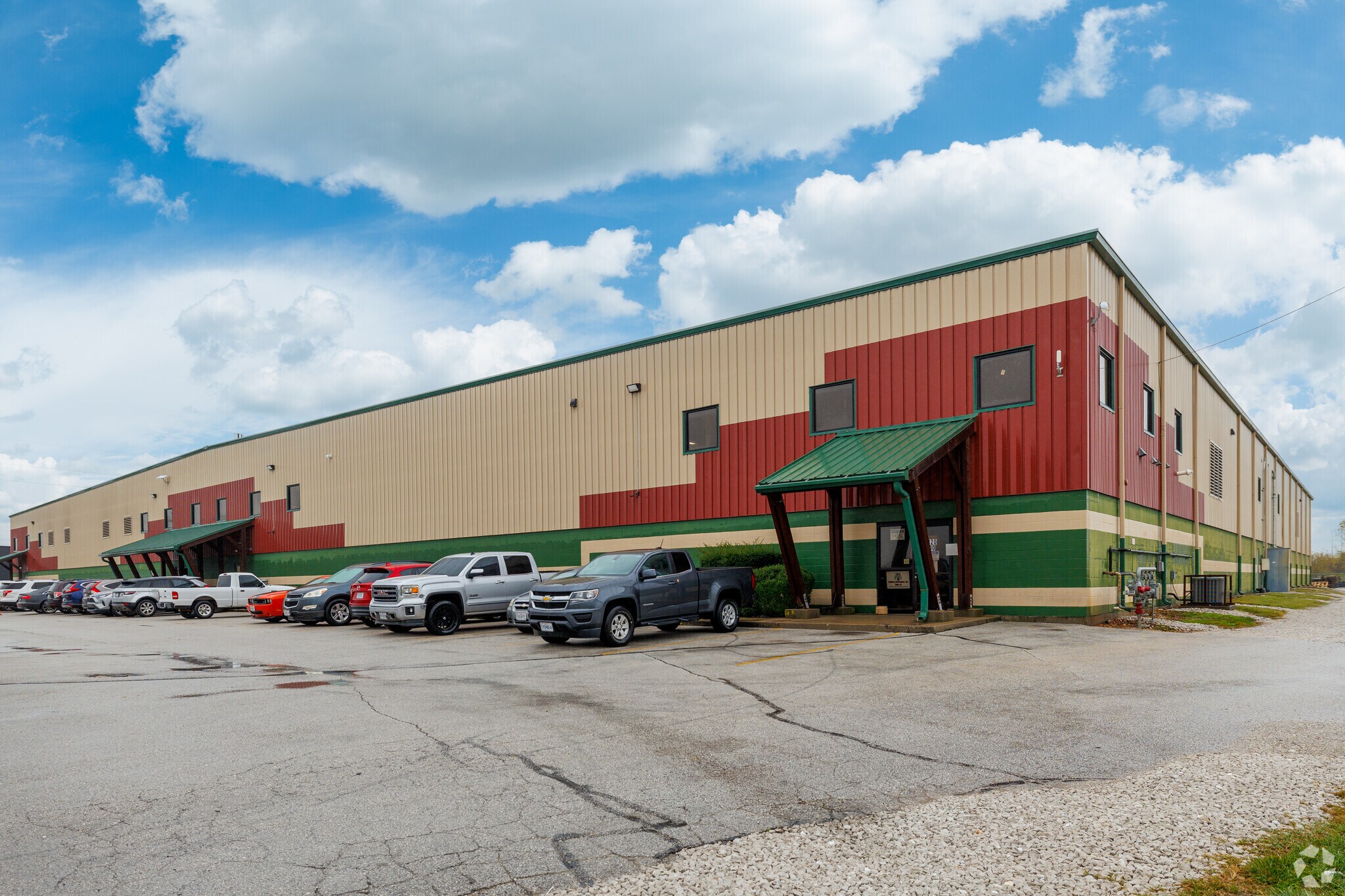 4320 W Kearney St, Springfield, MO for sale Primary Photo- Image 1 of 1