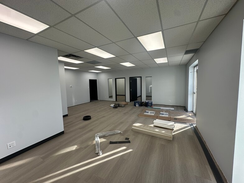 3420 12th St NE, Calgary, AB for lease - Building Photo - Image 2 of 7