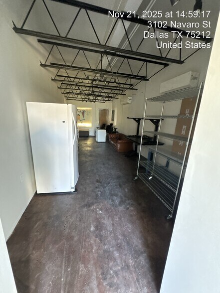3020 Navaro St, Dallas, TX à louer - Photo du bâtiment - Image 2 de 6