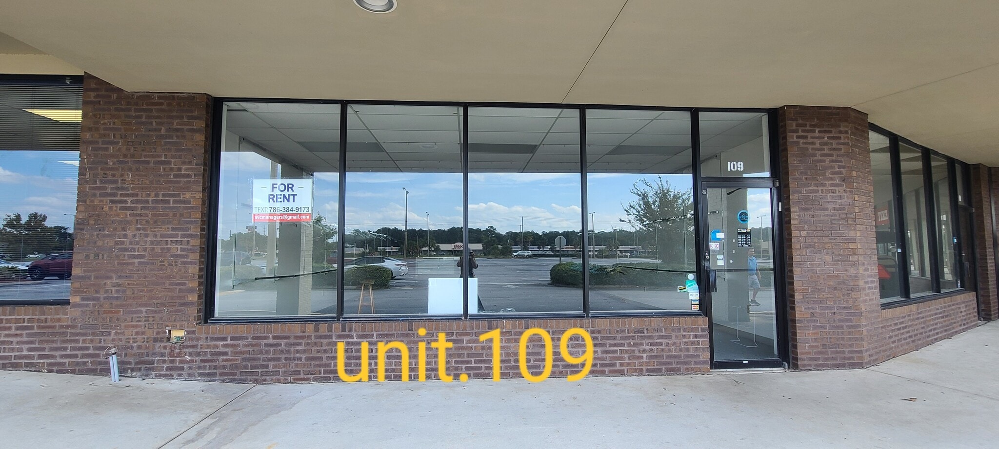 101-143 City Smitty Dr, Saint Marys, GA for lease Interior Photo- Image 1 of 3