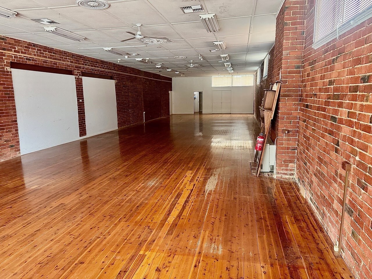 254 Pakenham St, Echuca for lease Interior Photo- Image 1 of 3