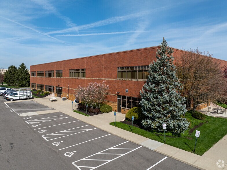 5155 Financial Way, Mason, OH à louer - Photo du bâtiment - Image 2 de 12